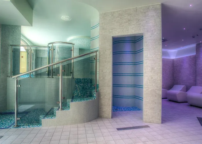 Il Duca Del Montefeltro Otel 4*