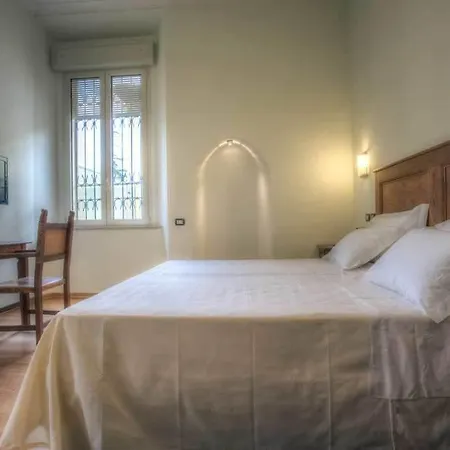 杜卡德尔蒙特费尔特罗酒店 4*