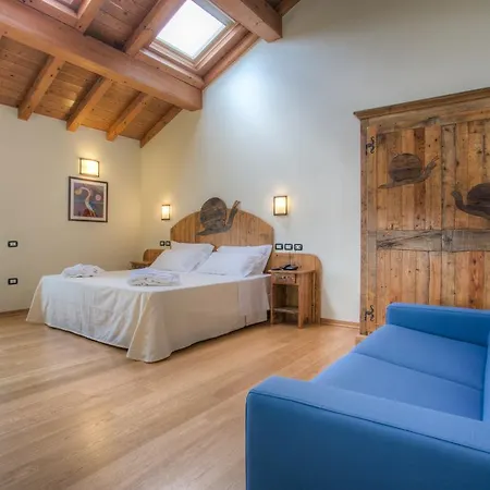 杜卡德尔蒙特费尔特罗酒店