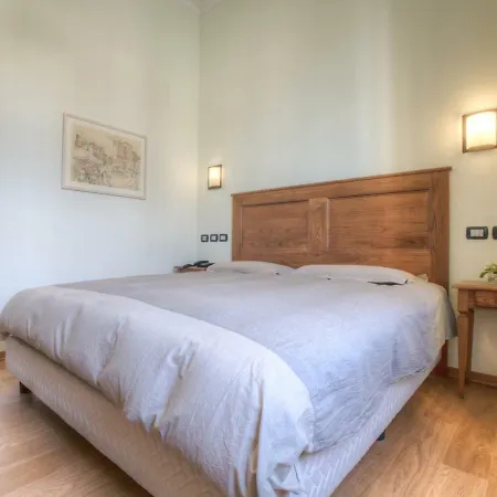 杜卡德尔蒙特费尔特罗酒店 酒店 彭纳比利