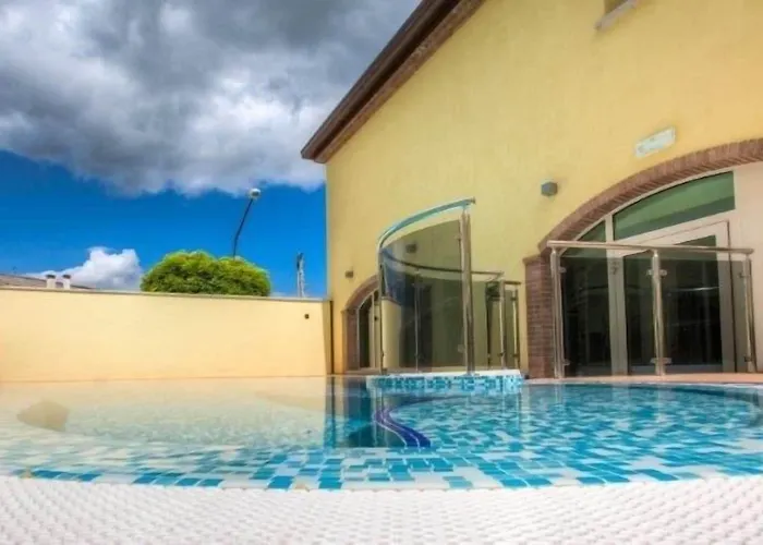 Il Duca Del Montefeltro 페나빌리