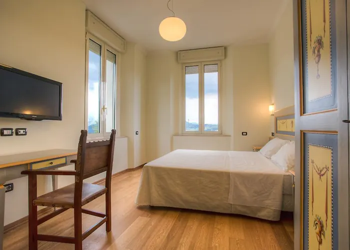 Il Duca Del Montefeltro 4* 페나빌리