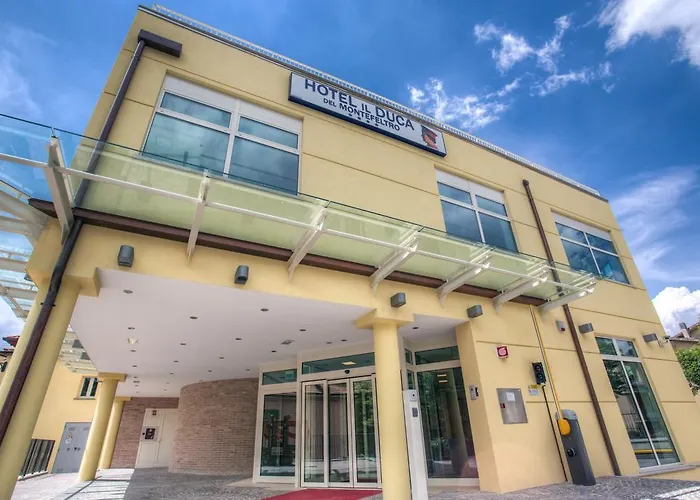 Il Duca Del Montefeltro Hotel