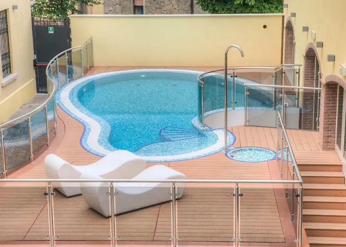 Il Duca Del Montefeltro Hotel 4*